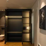 Palatial Πανσιόν