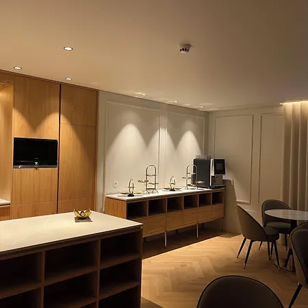 Palatial Casa de hóspedes 4*