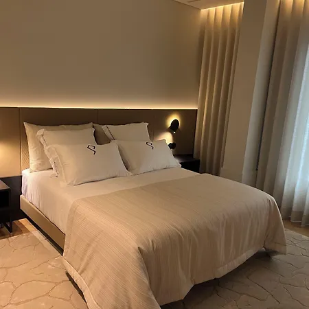 Palatial 4* בראגה